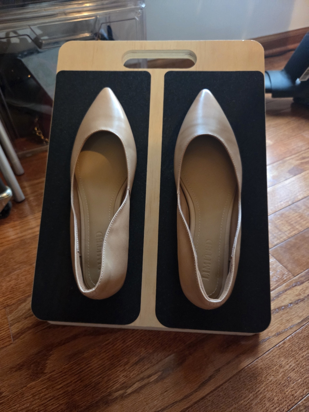 Women’s Pointed Toe Ballet Flats — Beige